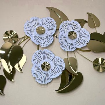 Imagen del producto APLIQUE CROMADO FLORES Y HOJAS