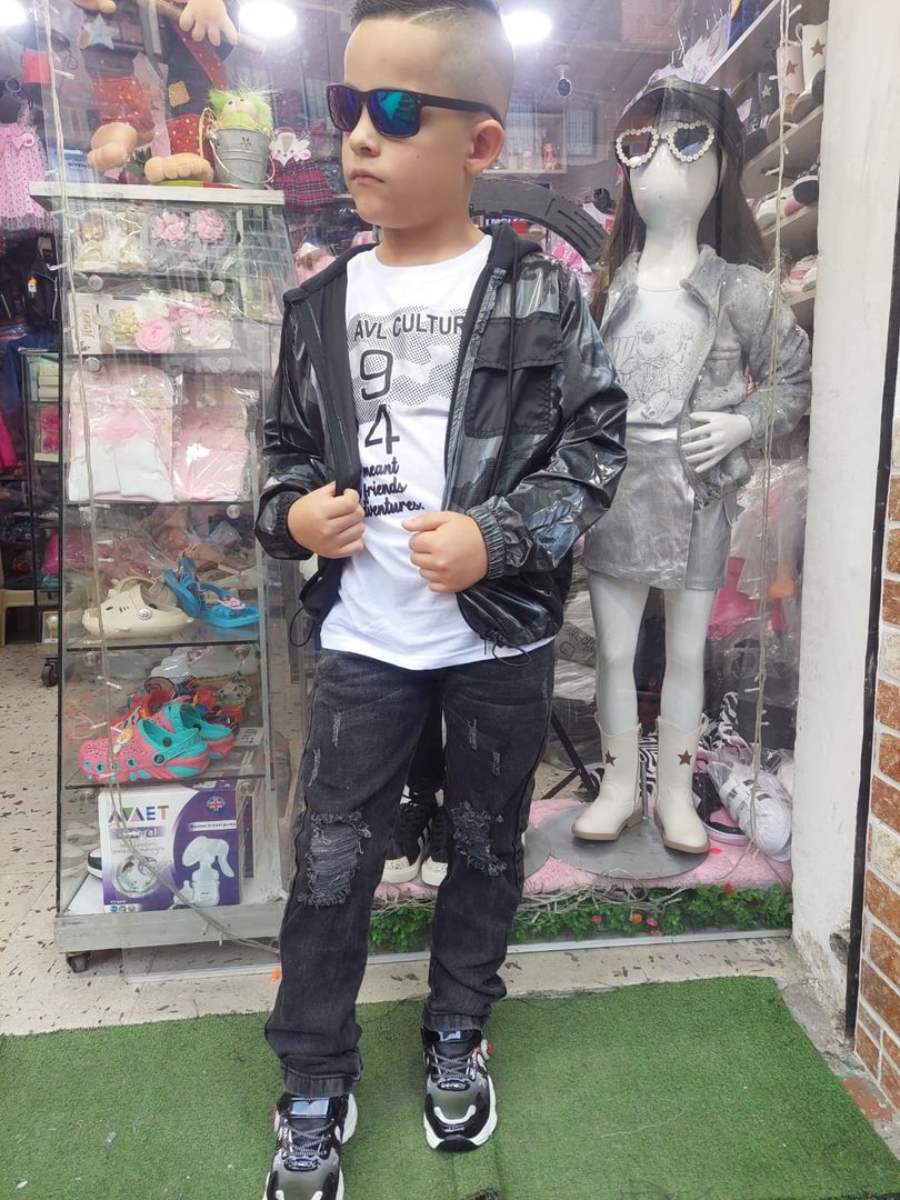 Conjunto tres piezas para niño
