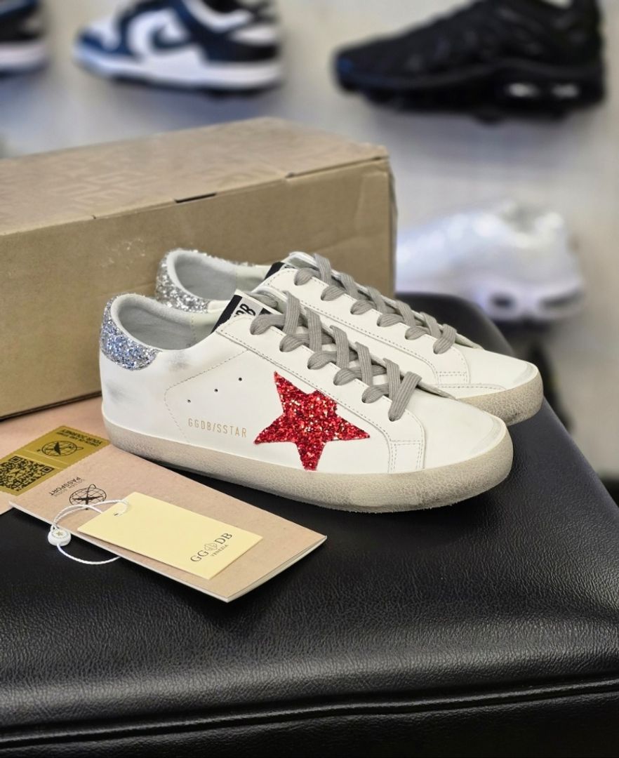 Golden Gosse Star Red