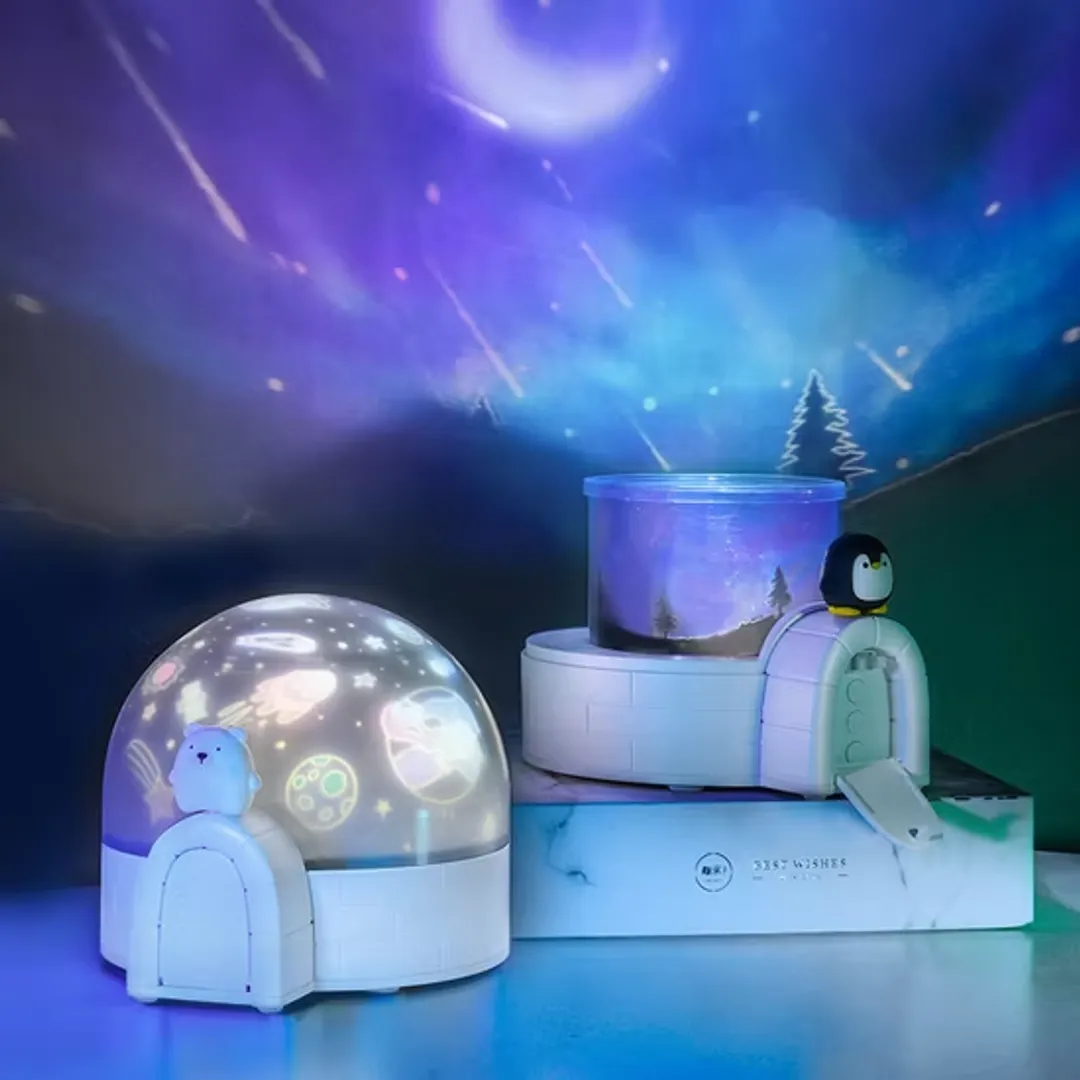 LAMPARA PROYECTOR MULTIFUNCIONAL IGLU PINGUINO CON CONTROL REMOTO