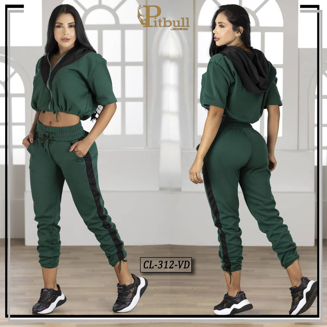 Conjunto Chandal con Capucha - CL312