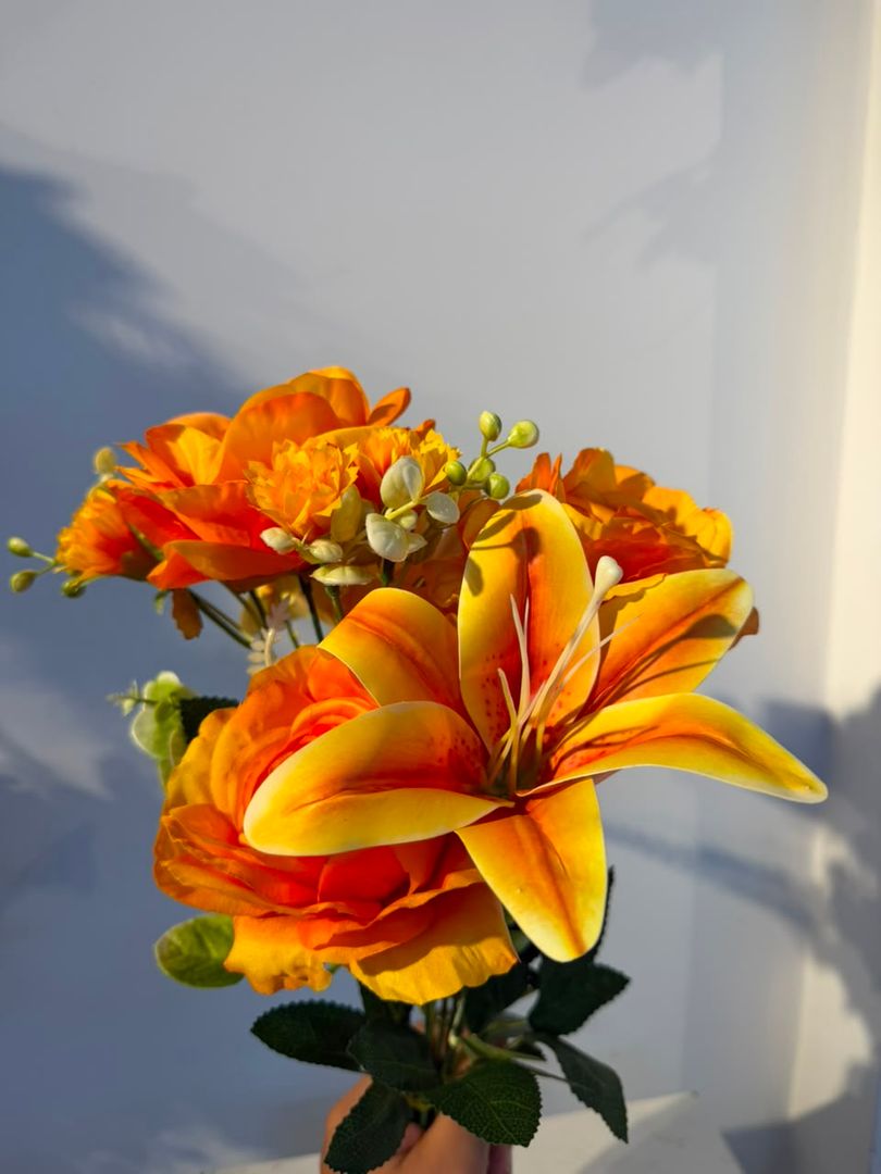 BOQUET SURTIDO NARANJA X 9