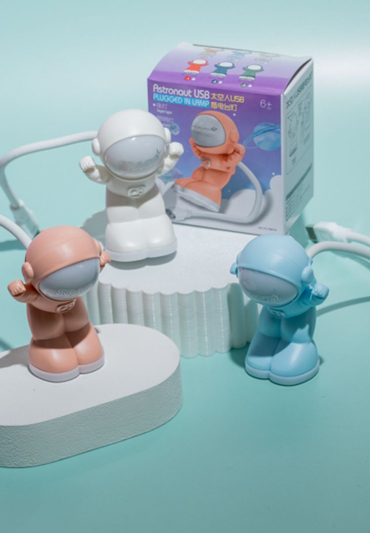 LÁMPARA USB ASTRONAUTA  