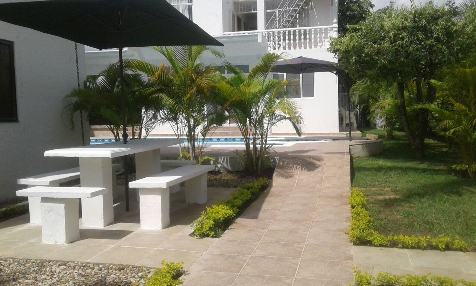 MELGAR | 12 PERSONAS 