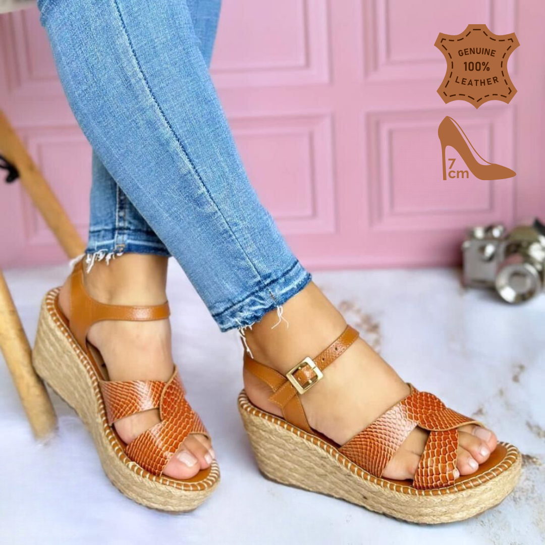 Sandalia en cuero 100%