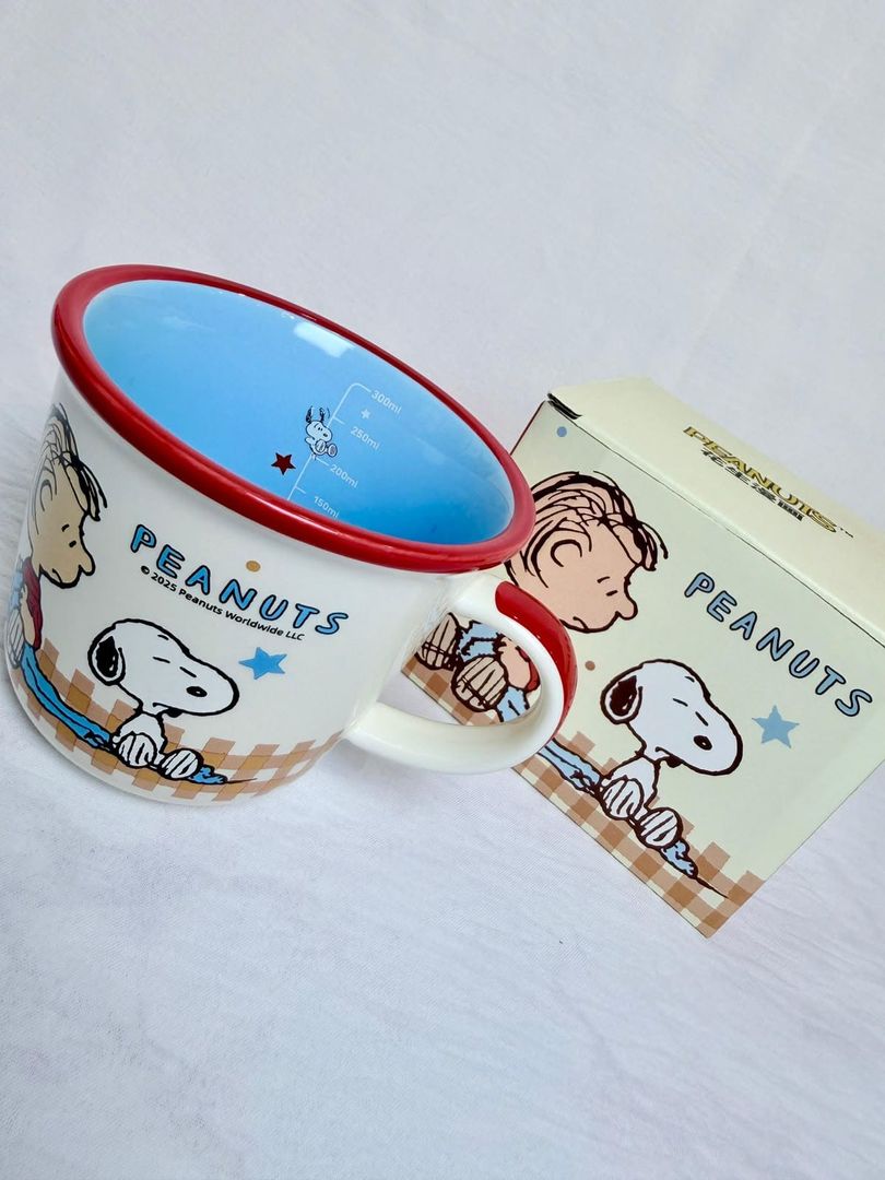 Mugs