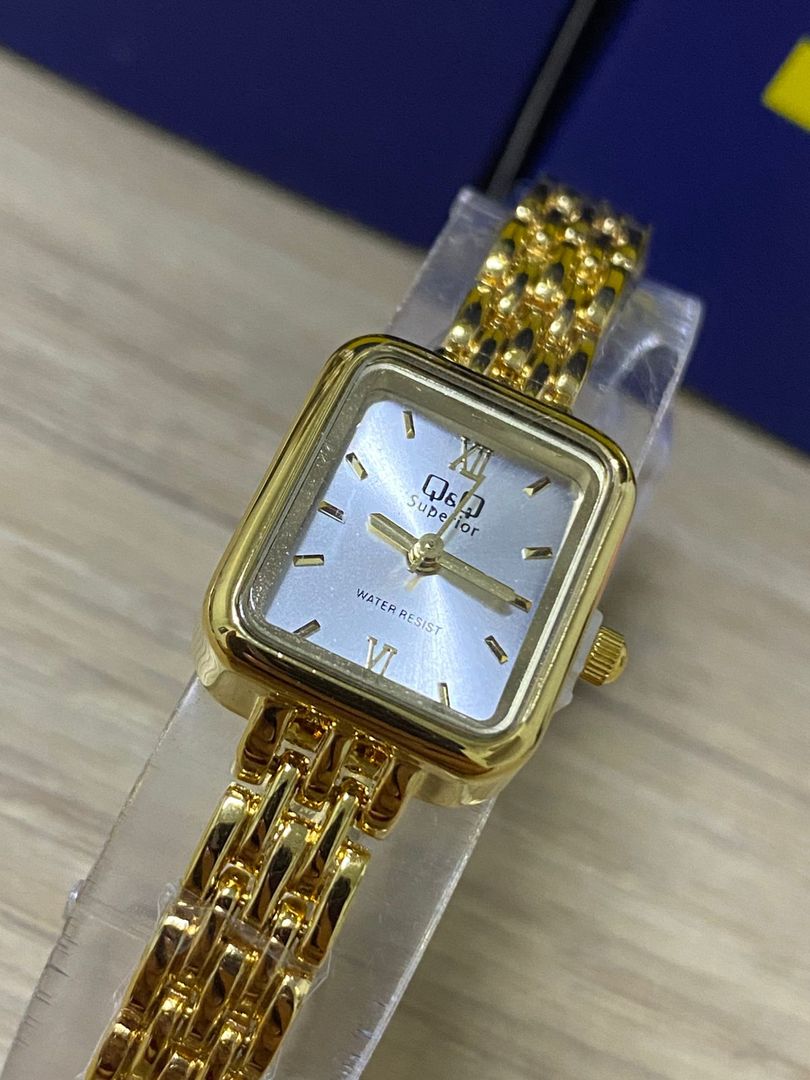 RELOJ QYQ SUPERIOR  original 