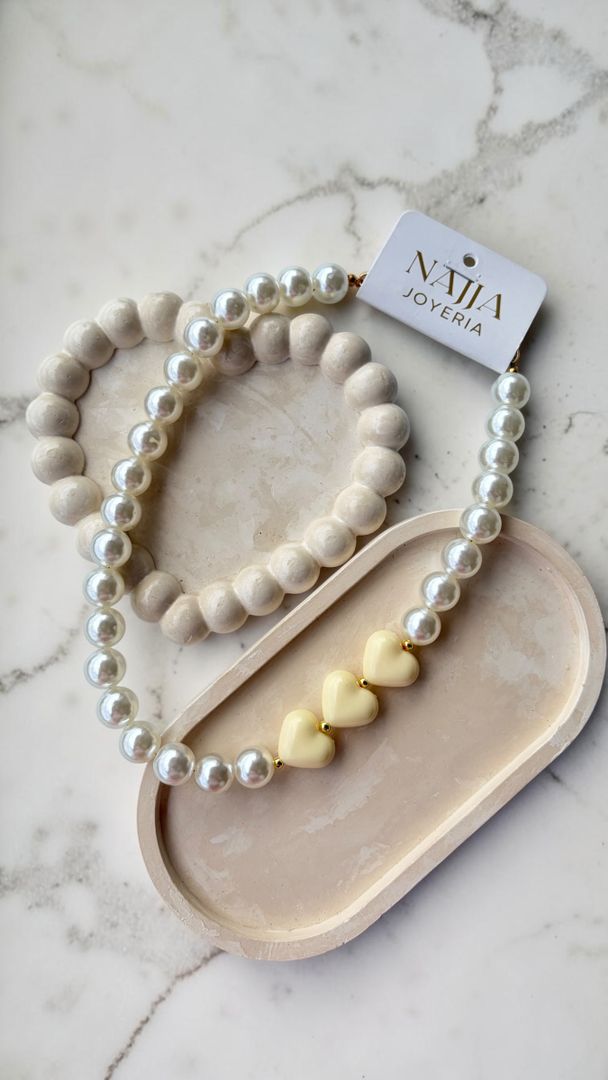 Collar Pearl Hearts - Trío Corazón