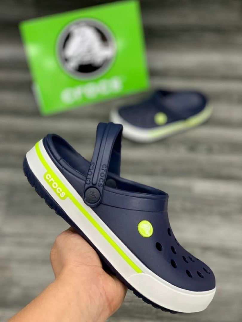 Crocs band