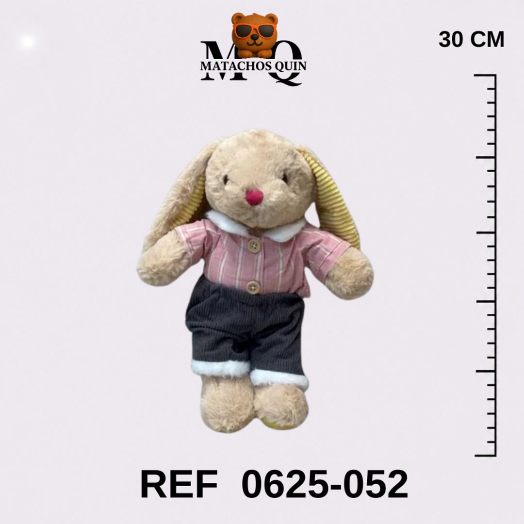 COLECCIÓN DE CONEJITOS CON ROPA