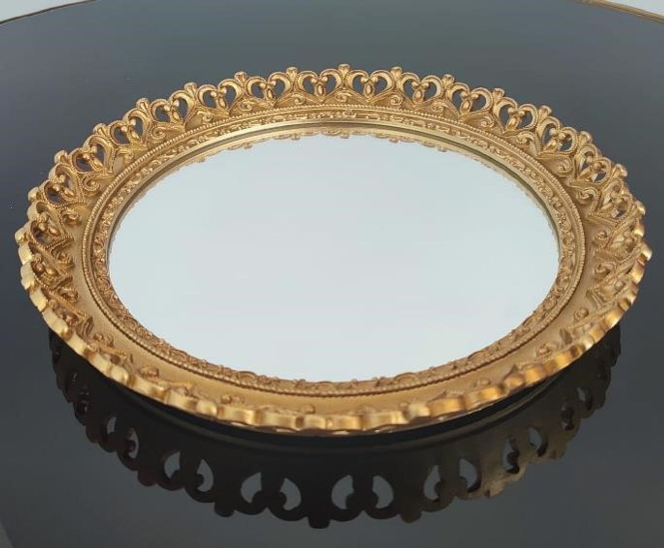 bandejas doradas en resina con espejo