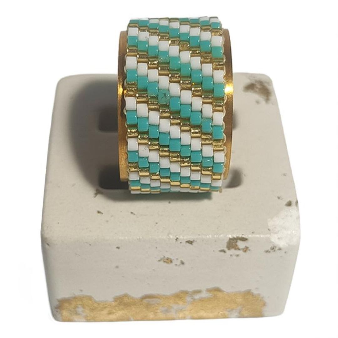 Anillo tejido en Miyuki Patrón en líneas