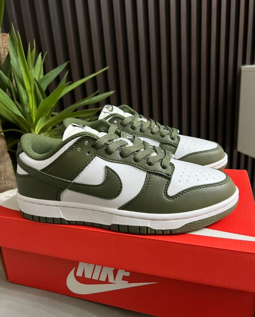 Nike Dunk Olive