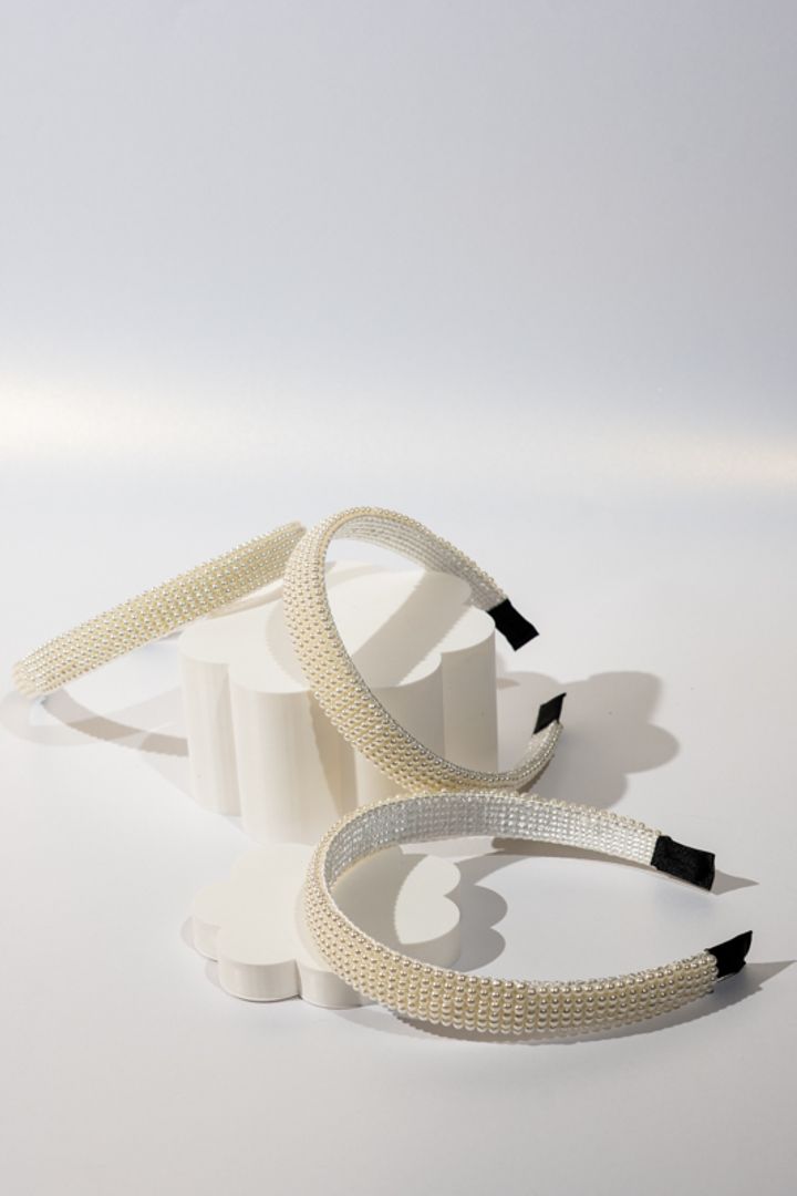 DIADEMA GRUESA PERLAS