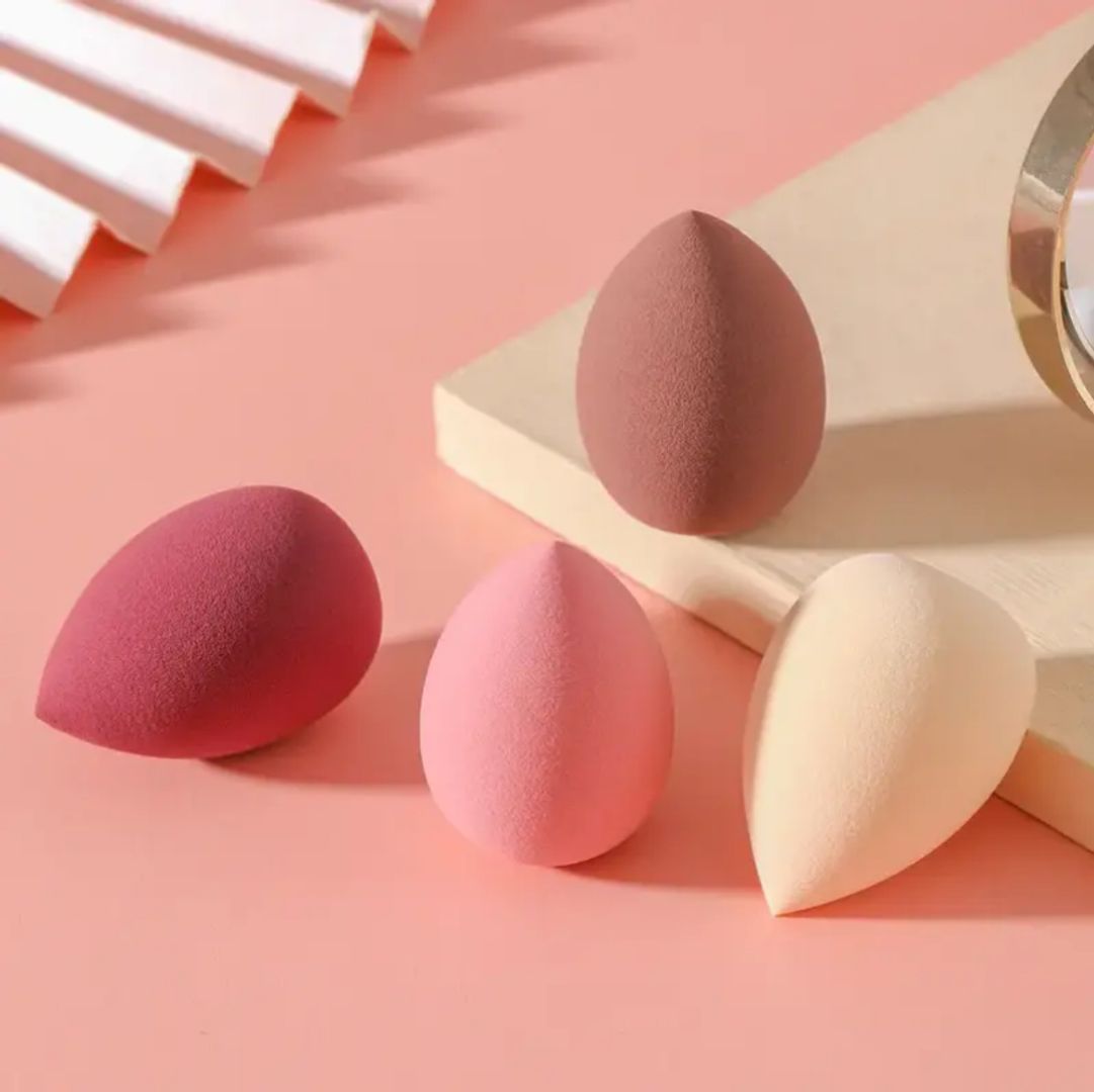 ESPUMA DE MAQUILLAJE PEQUEÑA