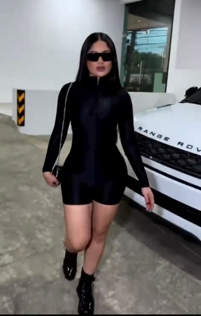 KAYLIE 