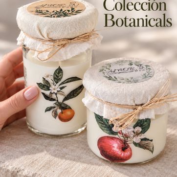 Imagen del producto Vela December Colección Botanicals M