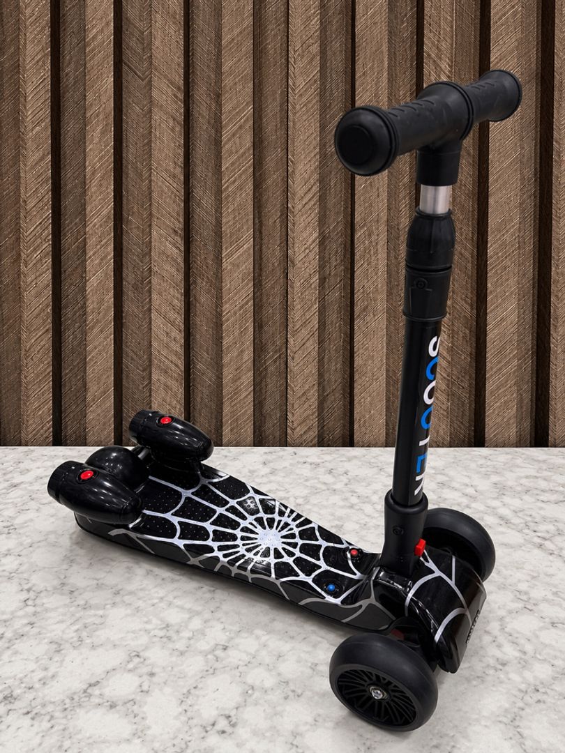 SCOOTER DE HUMO Y BLUETOOTH 
