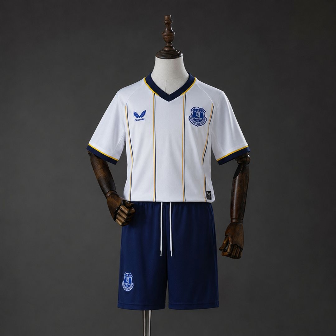 Everton 2026-27 Niño Fan