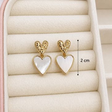 Imagen del producto Aretes Corazón Madreperla