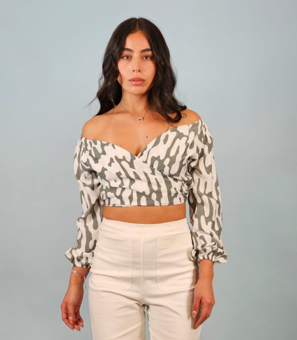 BLUSA CRUZADA MANGA BOMBACHA 