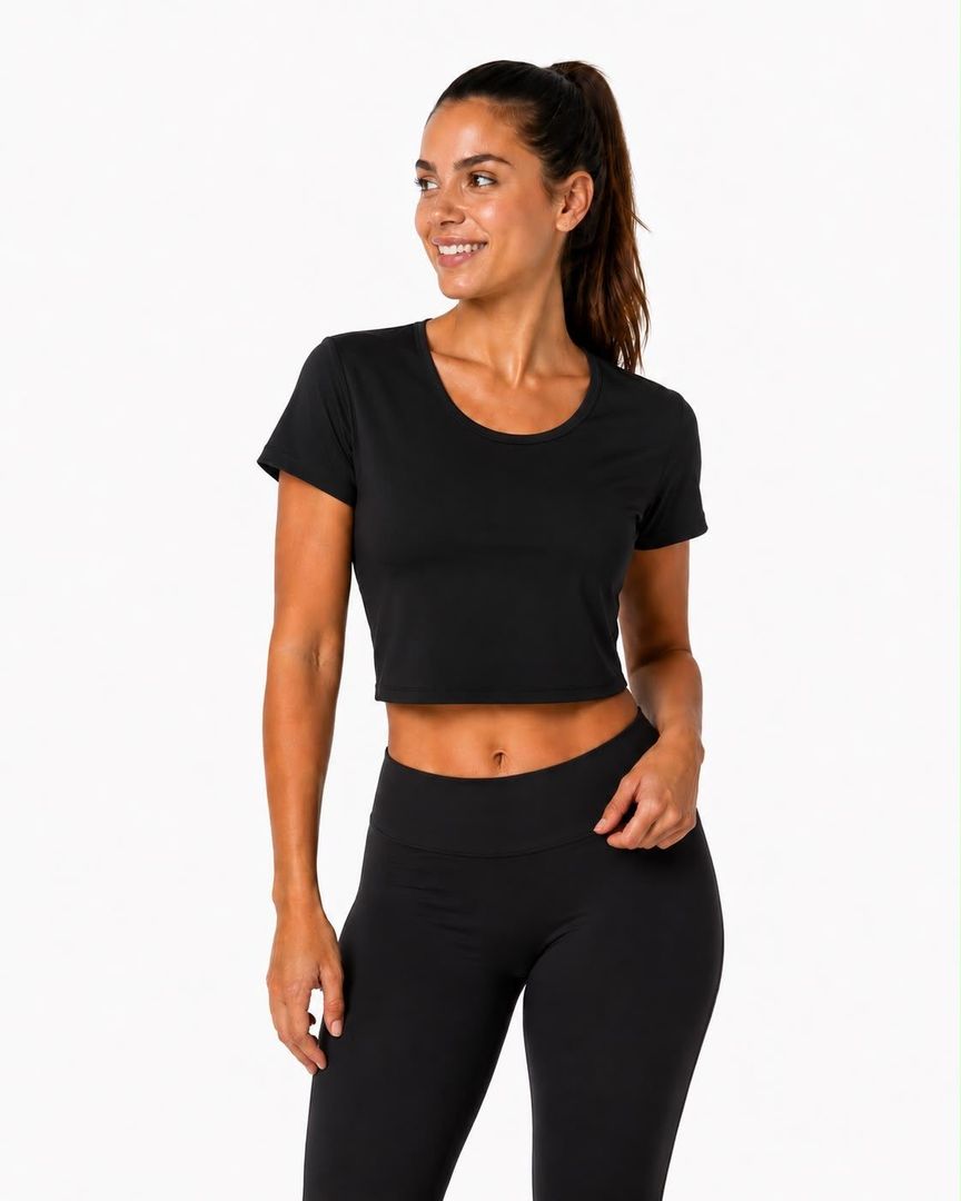 Polera básica Crop Dryfit