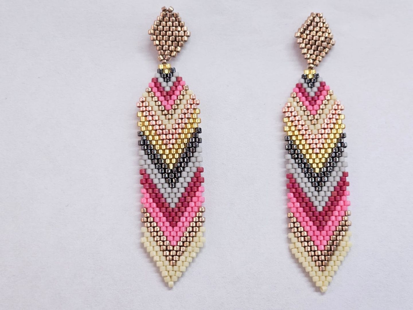 Arete rectángulo oro rosa