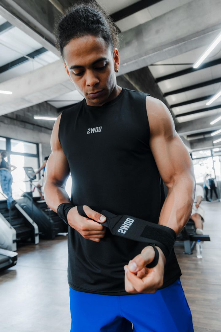 MUÑEQUERAS ELÁSTICAS NEGRAS/NEGRAS