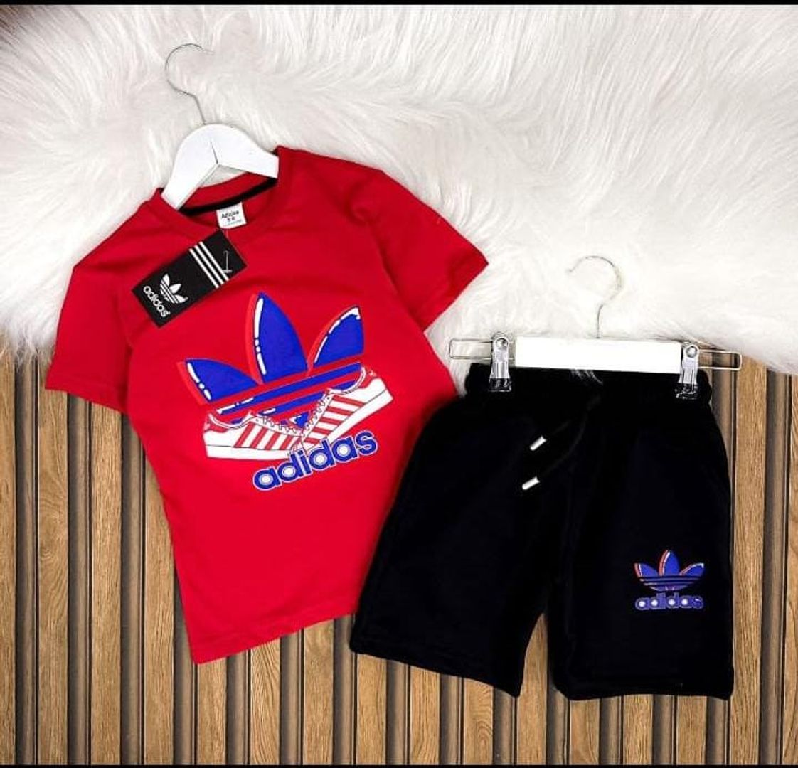 SET DE SHORT + CAMISETA NIÑO