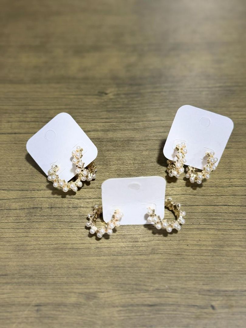 ARETES EN RODIO