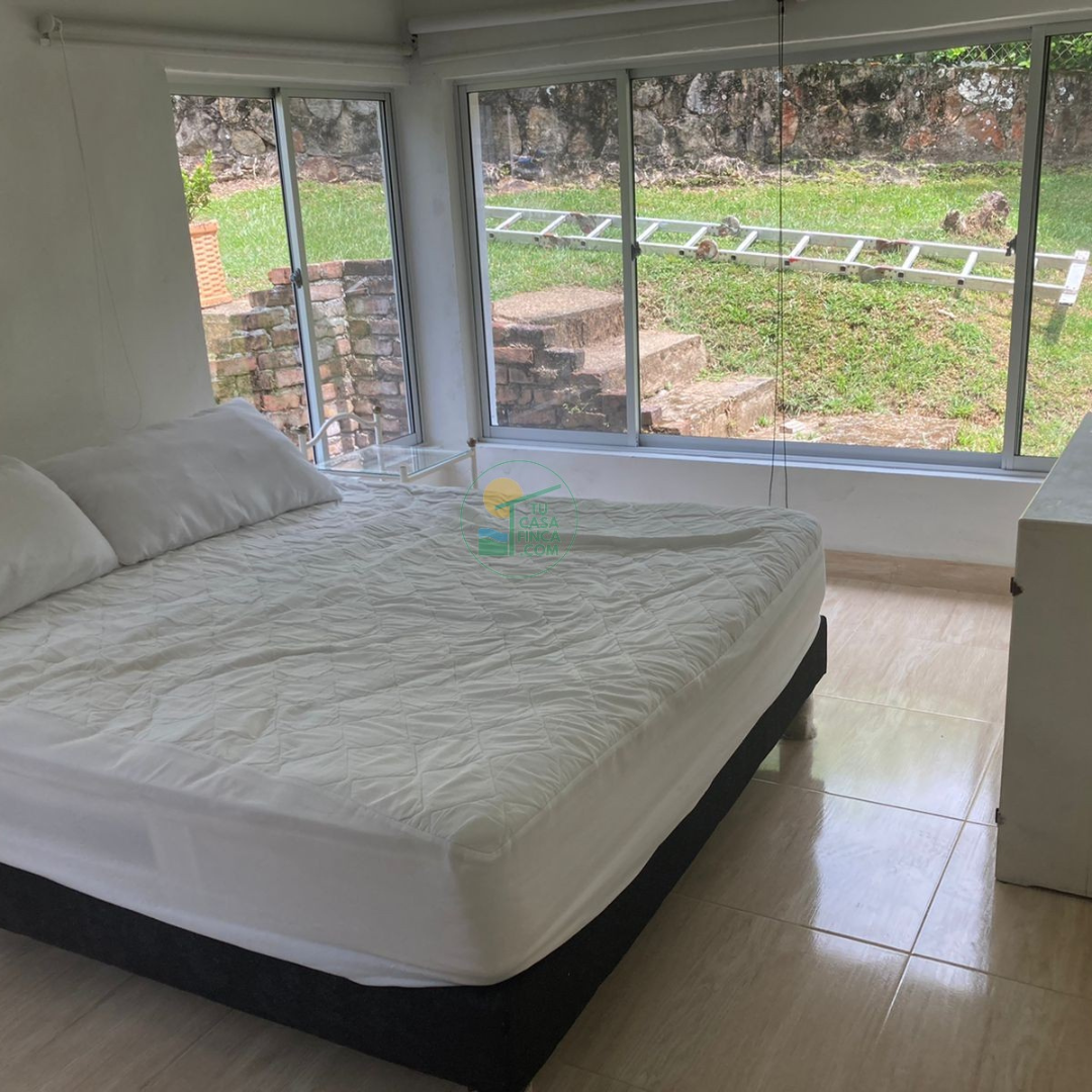 MELGAR | 10 PERSONAS