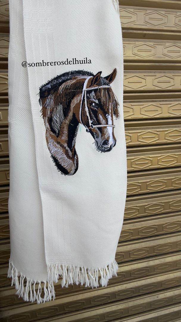PONCHO
