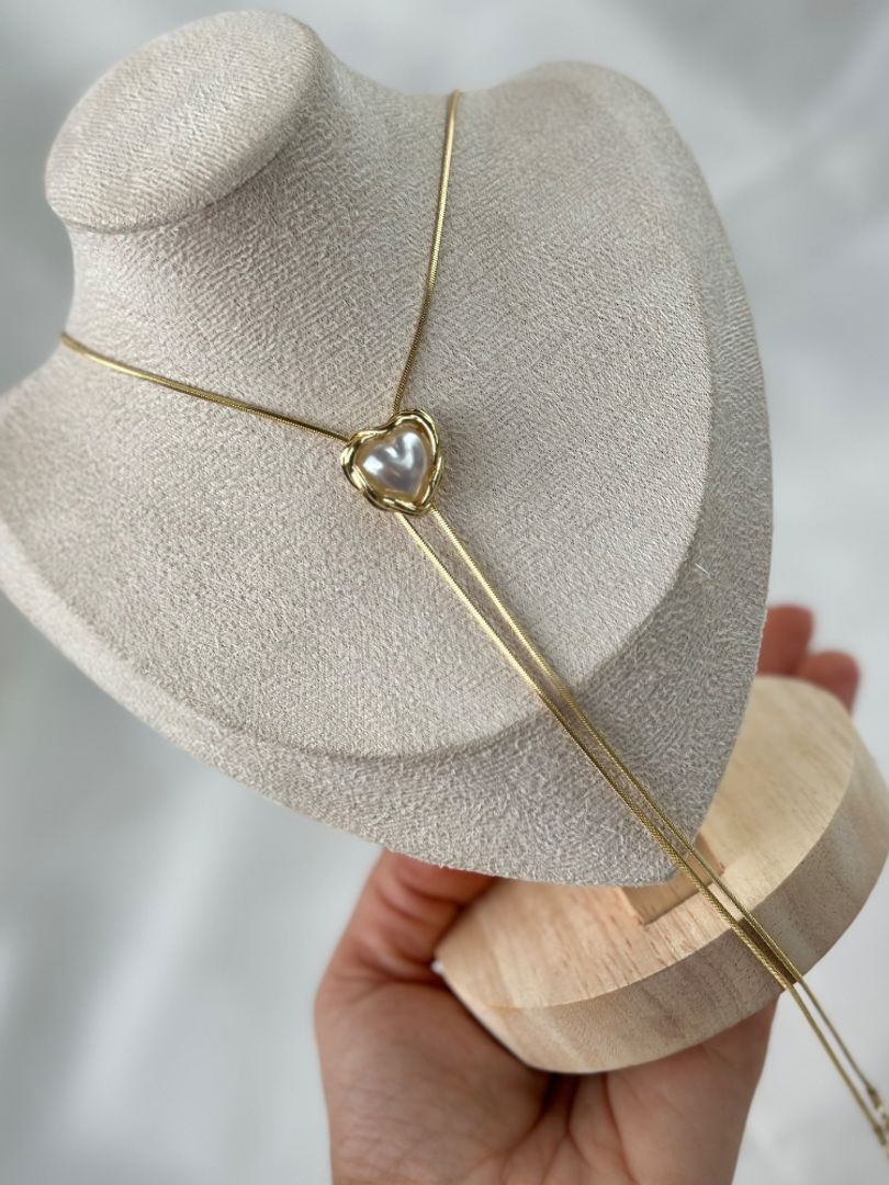 Corbatín corazón perla 