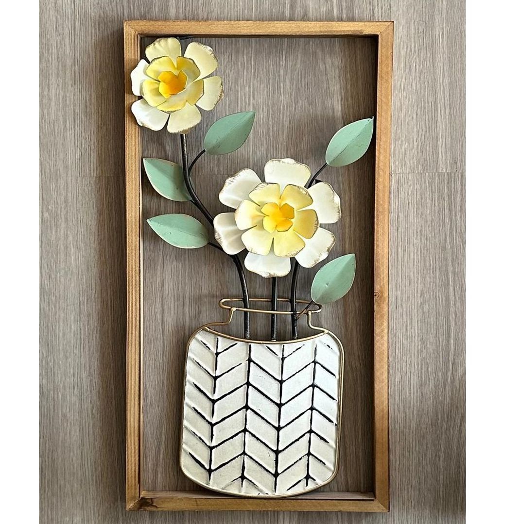 Cuadro para pared en latón.