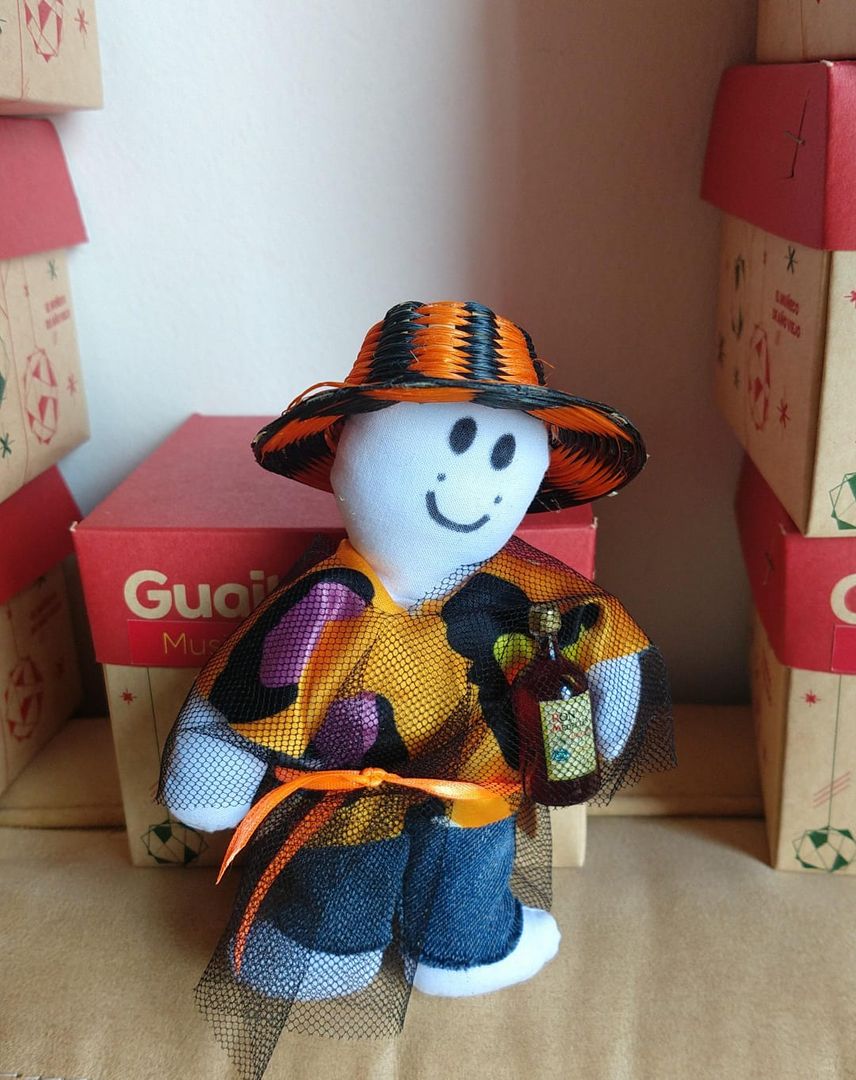 GUAITAPURO AÑO VIEJO Y RON