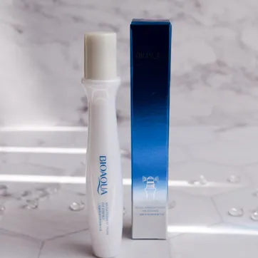 Imagen del producto Contorno de ojos Roll On Acido Hialuronico Azul – Bioaqua