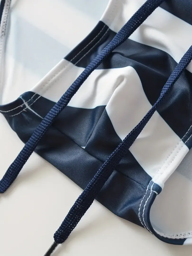 BAÑADOR A RAYAS AZULES 