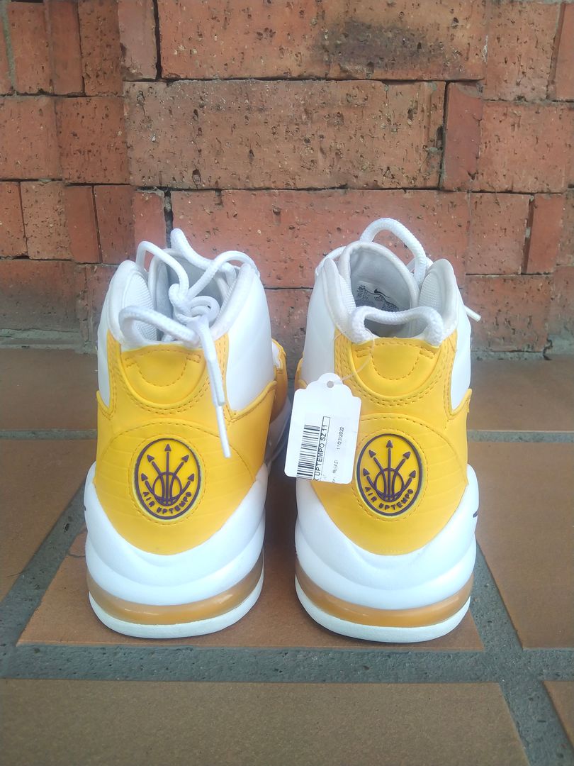 NIKE UPTEMPO "LAKERS" (TALLA 9.5US)