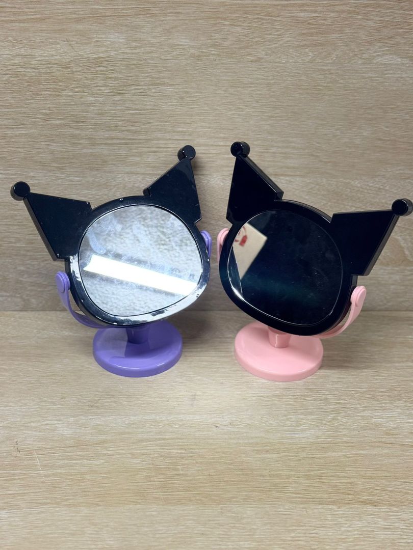 000 ESPEJO KUROMI