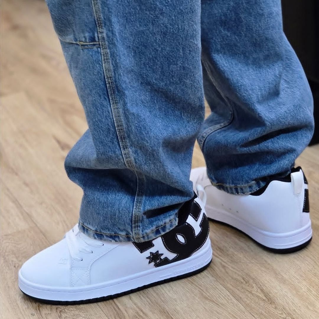 DC SHOES 