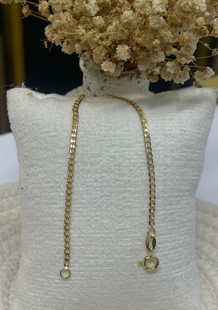 Pulsera cubana plana 2.3mm de 18cm