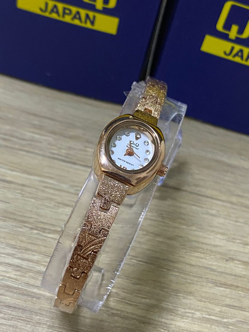 RELOJ QYQ DAMA