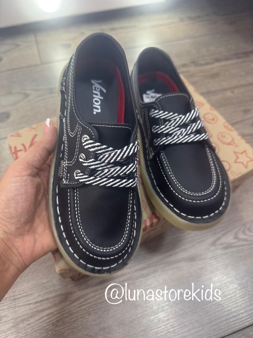 ZAPATOS DE GOMA VERLON
