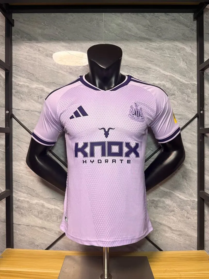 Newcastle United 2026-27 Manga Corta Player