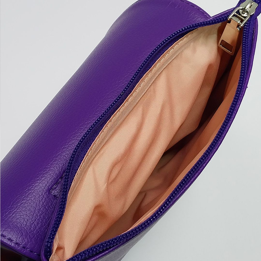 RIÑONERA ANTONIA MORA