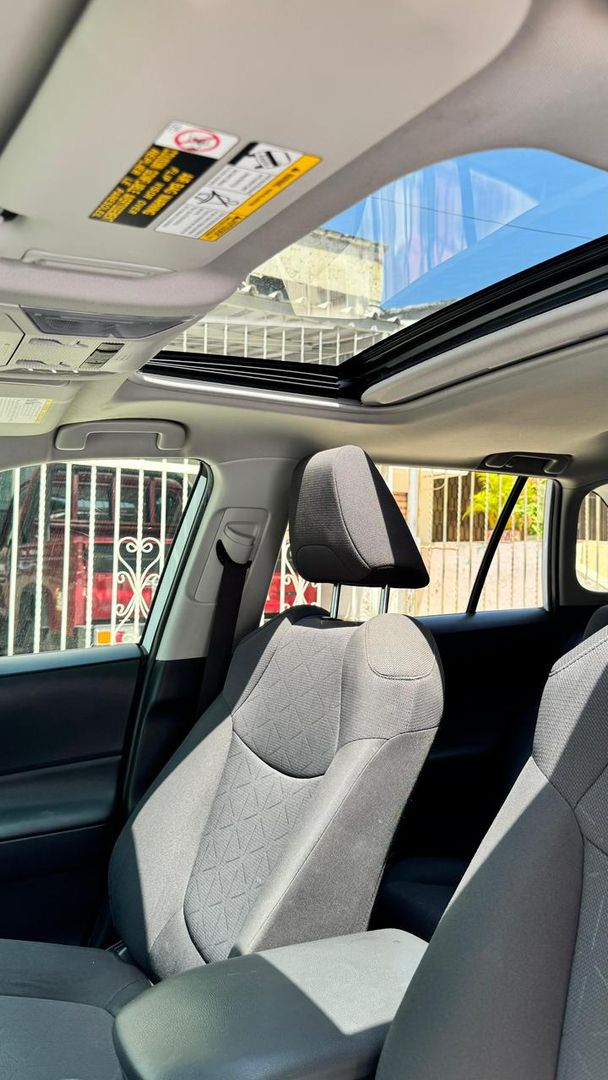 TOYOTA RAV4 HIBRIDA 2022