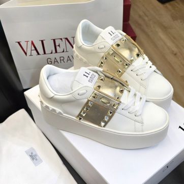Valentino Garavani White & Gold Rockstud  - imagen 1