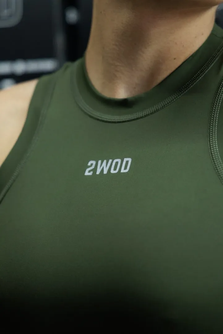 CROP TOP VERDE MILITAR