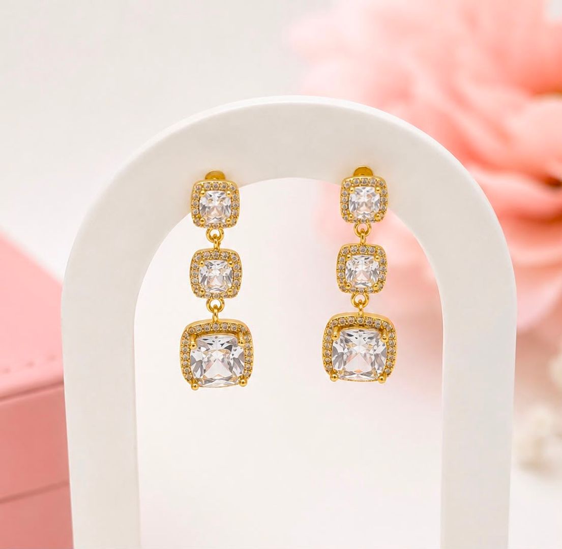  Aretes Largos Elegance Cuadrados