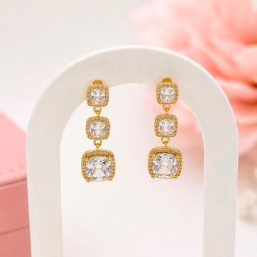 Imagen del producto  Aretes Largos Elegance Cuadrados